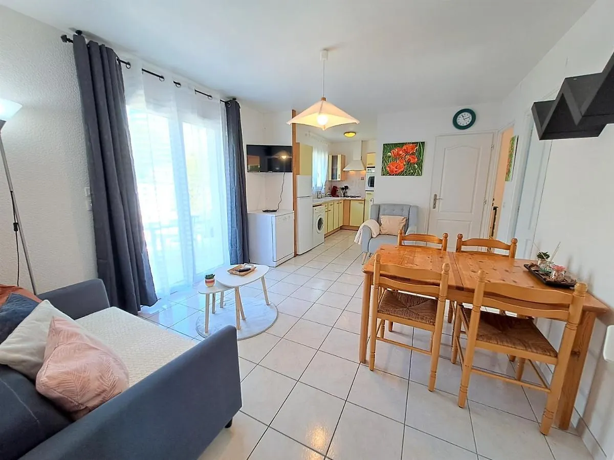 Holiday home Les Gites De Lescurou Limogne-en-Quercy France